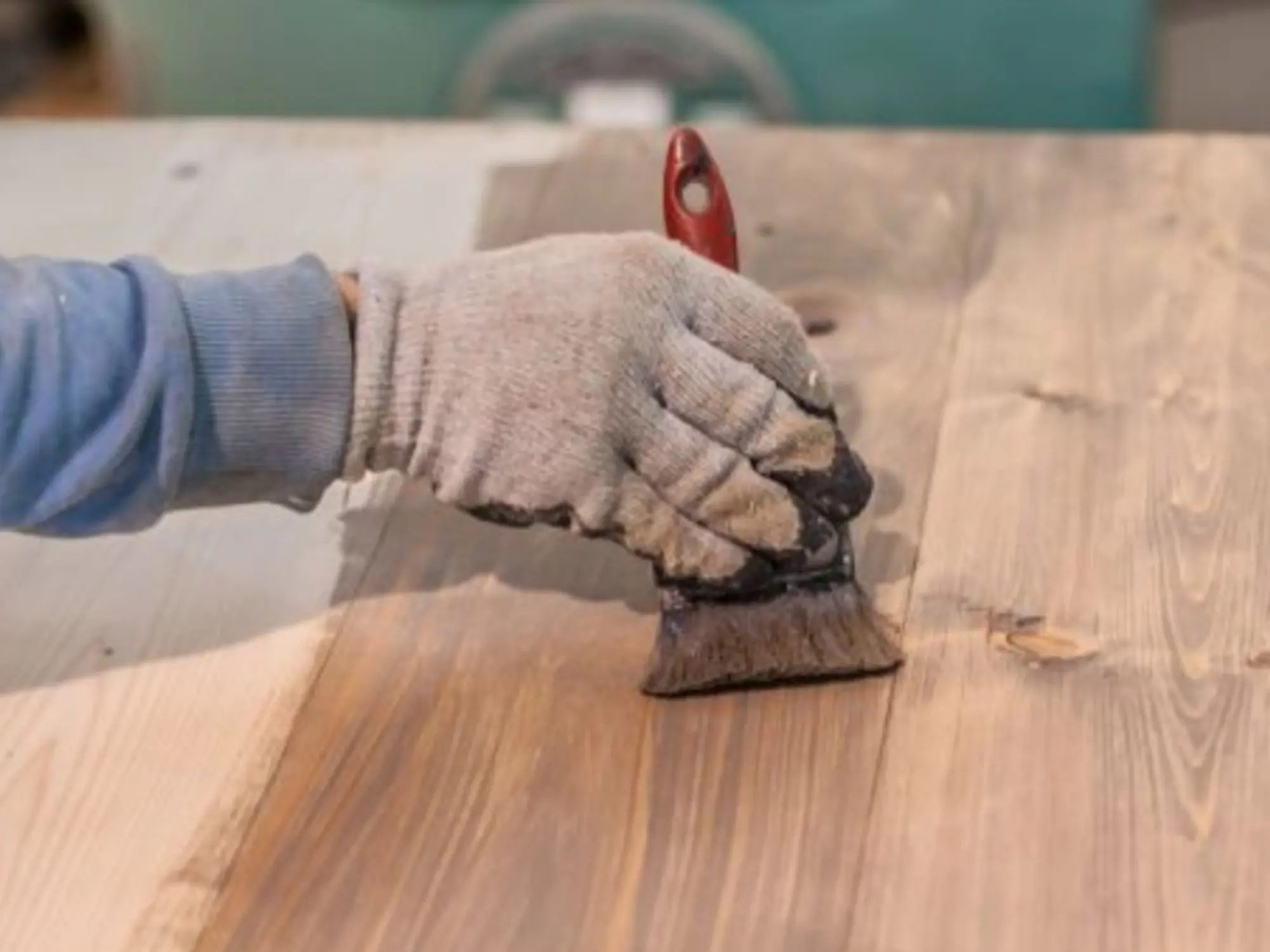 Cómo añadir cuero a objetos de madera: Guía completa para un acabado profesional - Cómo dar color a la madera natural agrgar cuero a objetos de madera - Cómo dar color a la madera natural