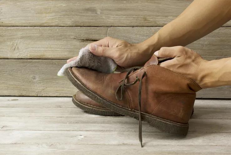 Cómo limpiar manchas en zapatos de cuero: Guía completa para un calzado impecable - Cómo sacar manchas de los zapatos de cuero como limpiar manchas en zapatos de cuero - Cómo sacar manchas de los zapatos de cuero