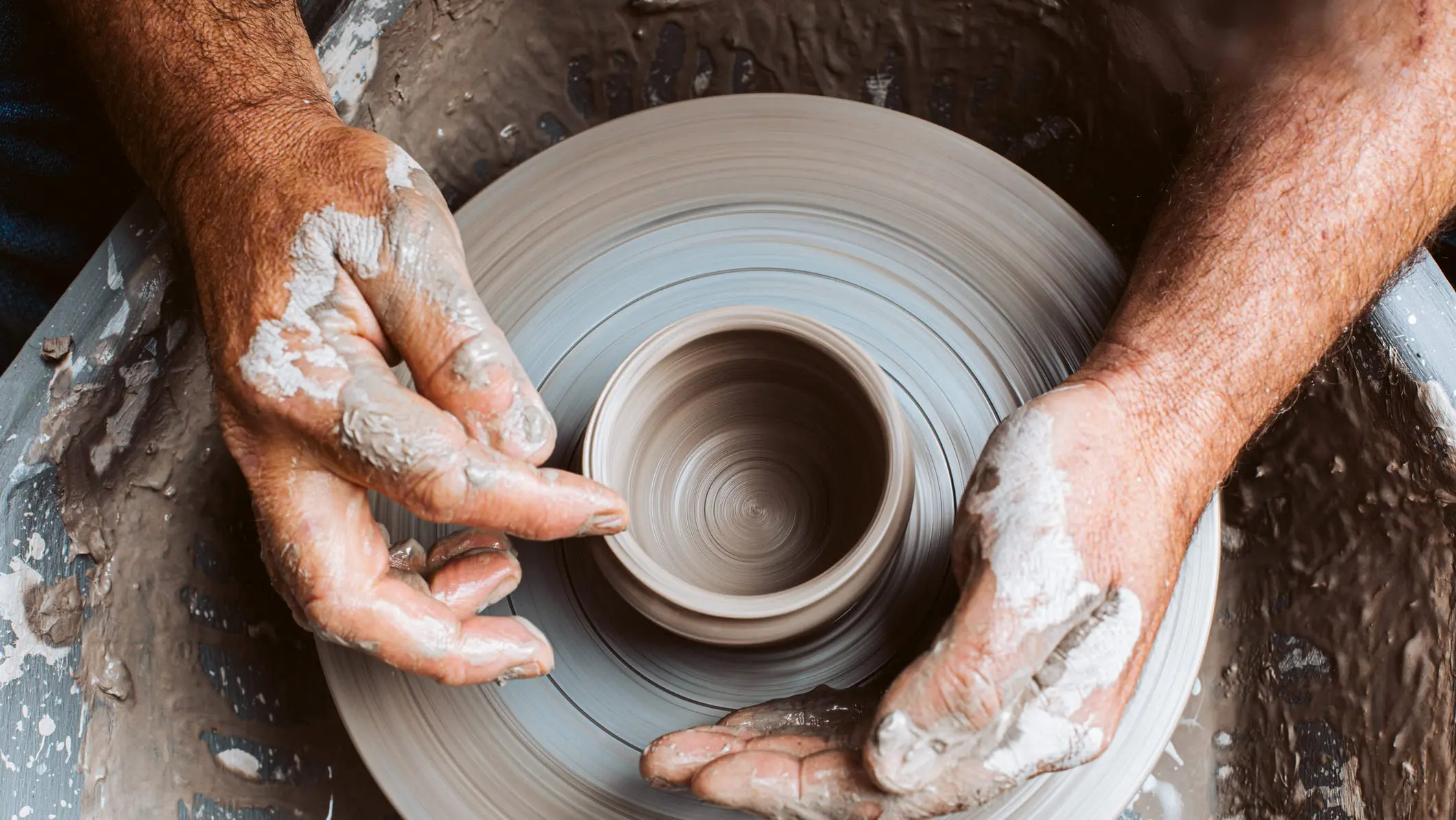 Alfarería y Cerámica: Un Viaje a Través del Barro Cocido - Cómo se llama la artesanía con cerámica arte artesanias cuero madera ceramica - Cómo se llama la artesanía con cerámica