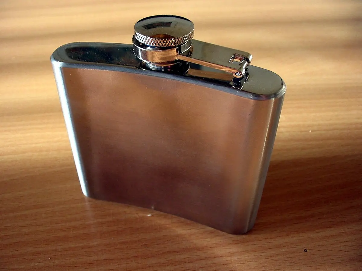 El Arte del Vino: Barricas, Toneles y Recipientes de Madera - Cómo se llaman las botellas de cuero recipiente de cuero para vino - Cómo se llaman las botellas de cuero