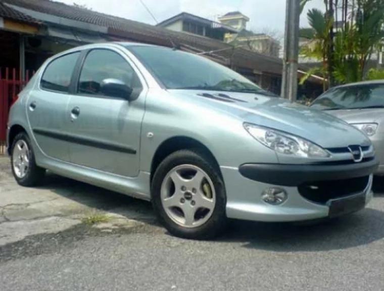 Volante de Cuero Peugeot 206: Elegancia y Confort al Volante - Cuándo se deja de fabricar el Peugeot 206 volante cuero peugeot 206 - Cuándo se deja de fabricar el Peugeot 206