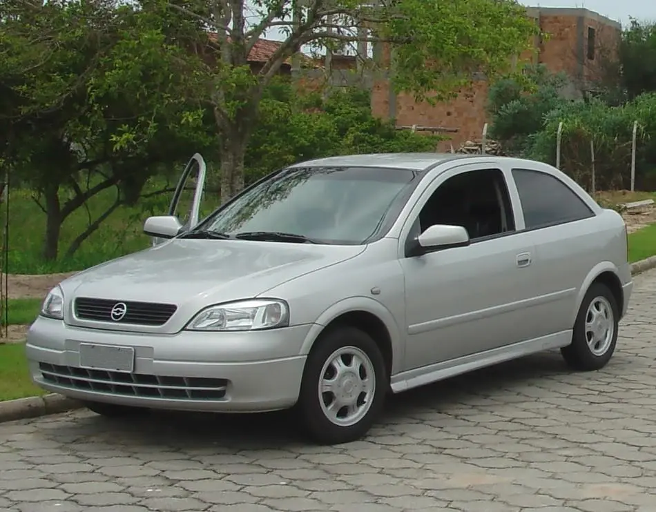 Opel Astra 2010: El regreso del compacto alemán con un enfoque en la tecnología y la seguridad - Cuándo se dejó de fabricar el Chevrolet Astra astra 2010 todo cuero - Cuándo se dejó de fabricar el Chevrolet Astra
