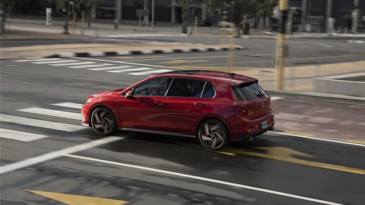 Golf GTI Cuero: Elegancia y Deportividad en un Solo Auto - Cuántos HP trae un Golf GTI golf gti cuero - Cuántos HP trae un Golf GTI
