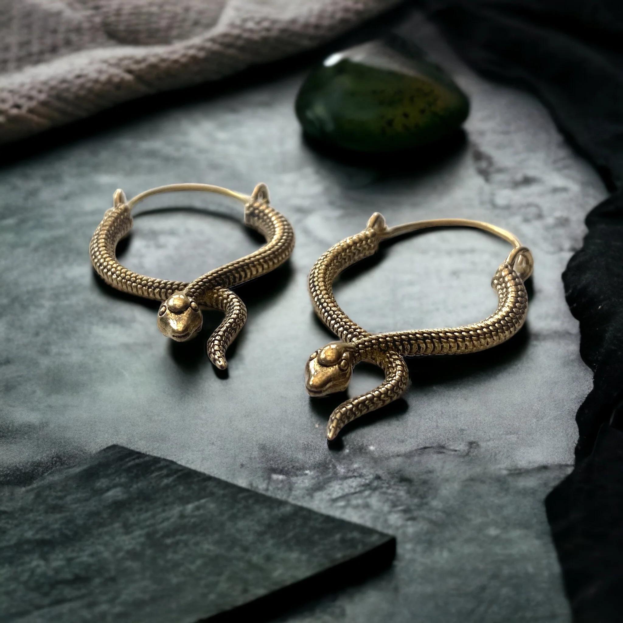 El poder de la serpiente: Cómo el cuero de culebra puede traer buena suerte - La serpiente es buena suerte cuero de culebra para la suerte - La serpiente es buena suerte