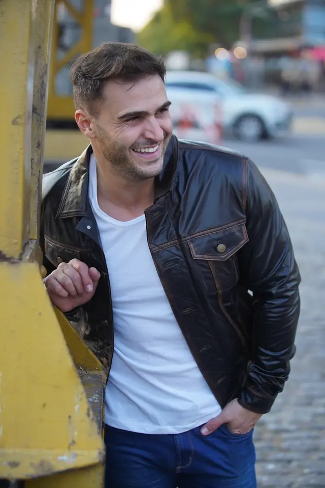 Campera de Cuero Entallada Hombre: La Guía Definitiva - Qué significa campera entallada campera cuero entallada hombre - Qué significa campera entallada