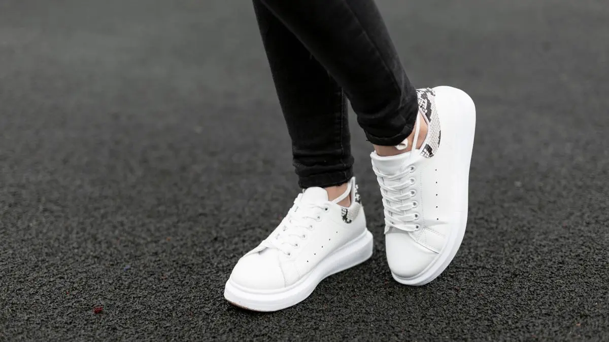 Cómo blanquear las suelas de tus zapatos: Guía completa para recuperar el blanco impecable - Qué sirve para blanquear la suela de los zapatos blanqueador de suelas de cuero - Qué sirve para blanquear la suela de los zapatos